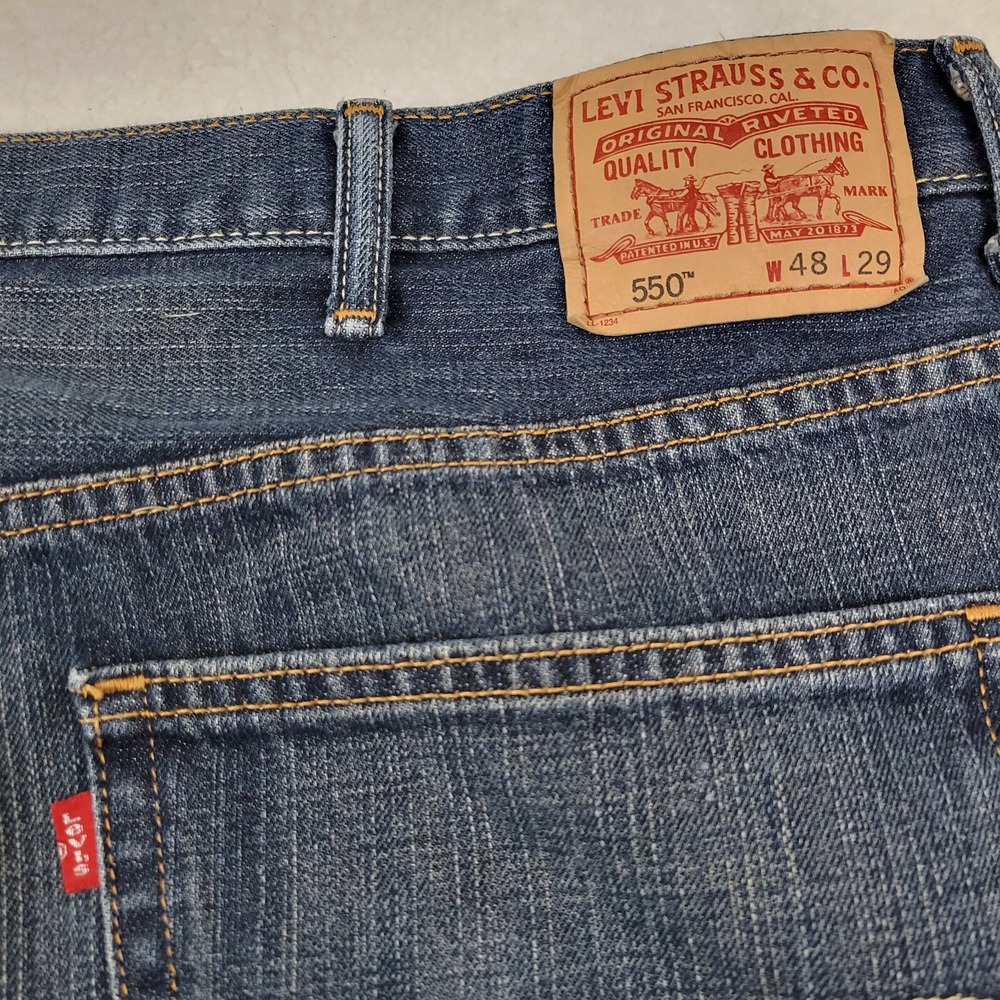 Levis‎ 550 Relaxed Fit Jeans Mens 48 x 29 100% Cotton Blue Straight Leg